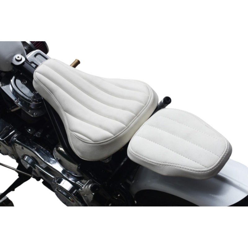 Single seat + 1 for the duo