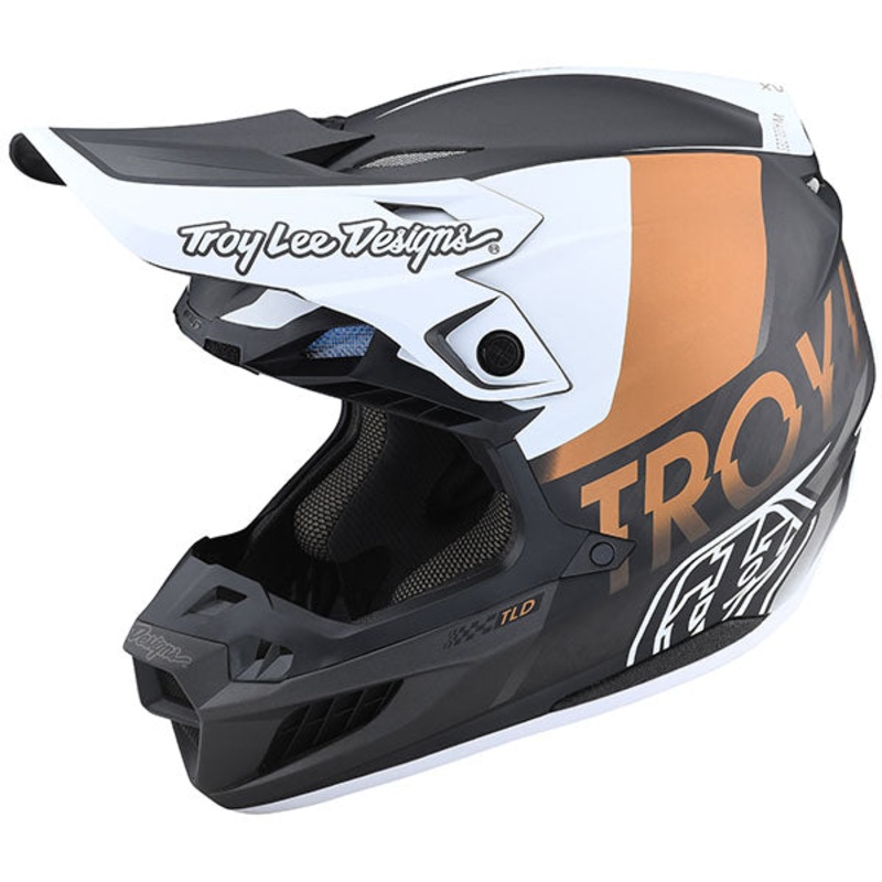 Troy Lee Designs – SE5 Carbon Qualifier Helmet