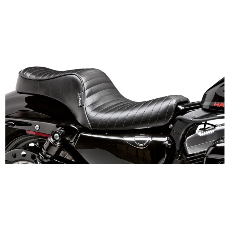 Le Pera – Cherokee Seat – 2004-2006 / 2010-2017 Sportster XL – Tuck N Roll