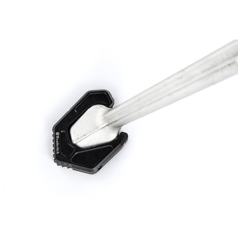 BMWS 1000 XR Ergonomics – Side Stand Enlargement