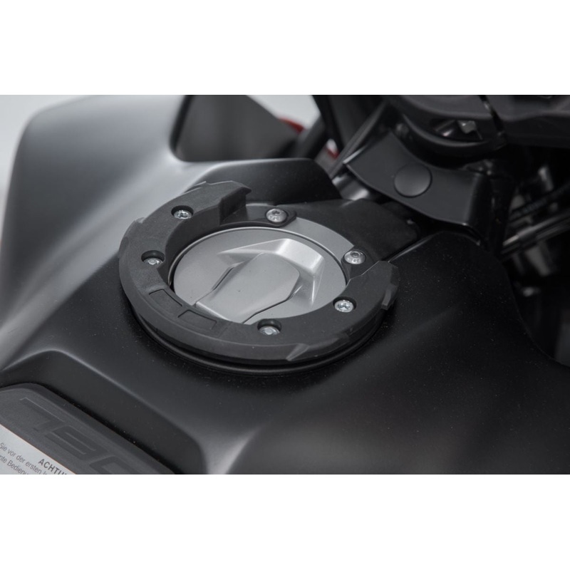 SW-Motech Evo Tank Bag Ring Kit Black | Vendor No TRT.00.640.17001/B