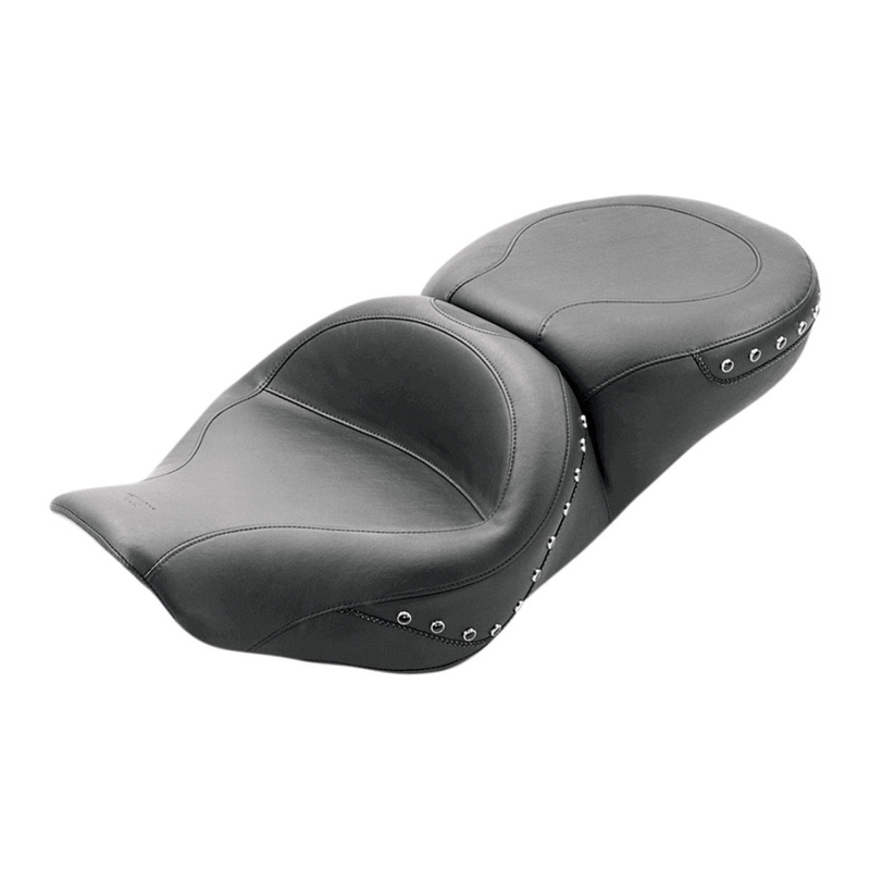 MUSTANG – Wide Studded 2-Up Touring Seat – Wide Touring Seat – Studded – FLHR